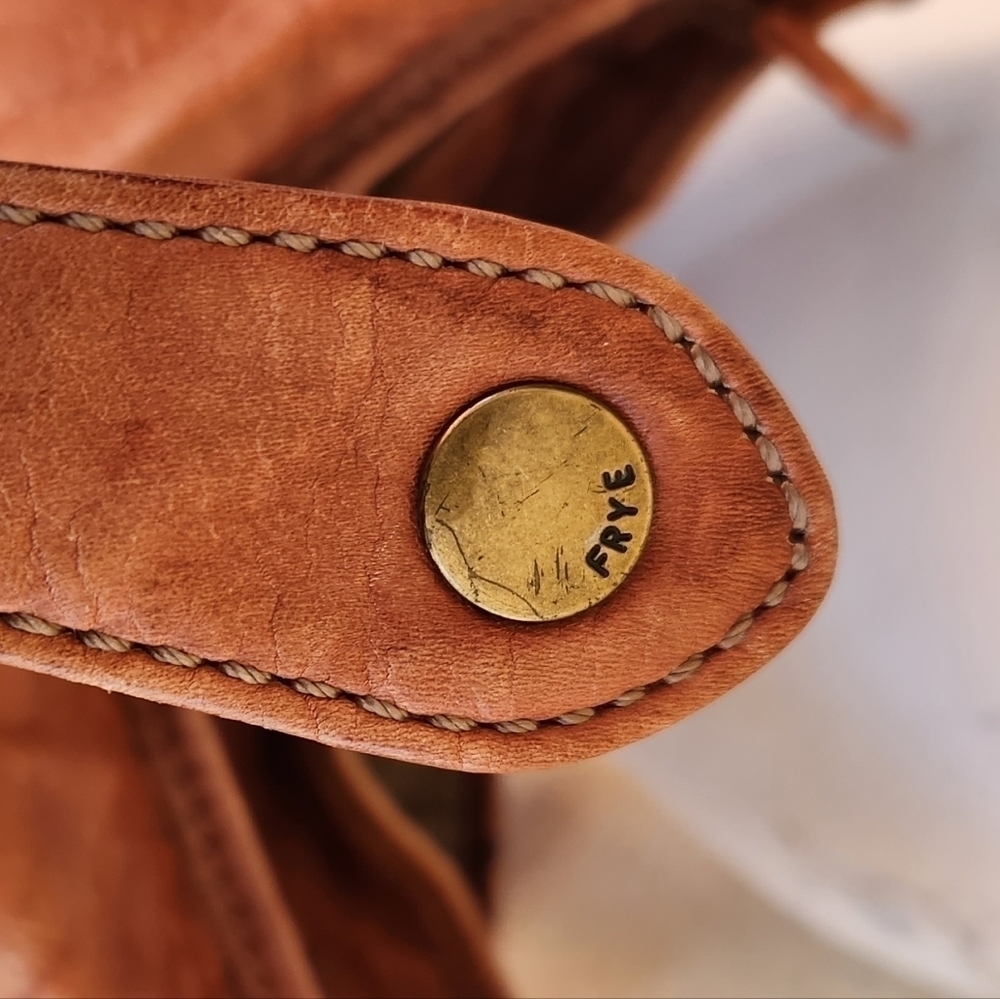 Frye Leather Western Madison Cross Body - Picture 5 of 14